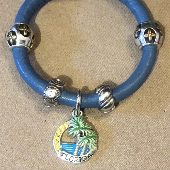 Two Brighton silver beads: Pizazz with crystal accents & Twisted Bliss Retired - Picture 6 of 6